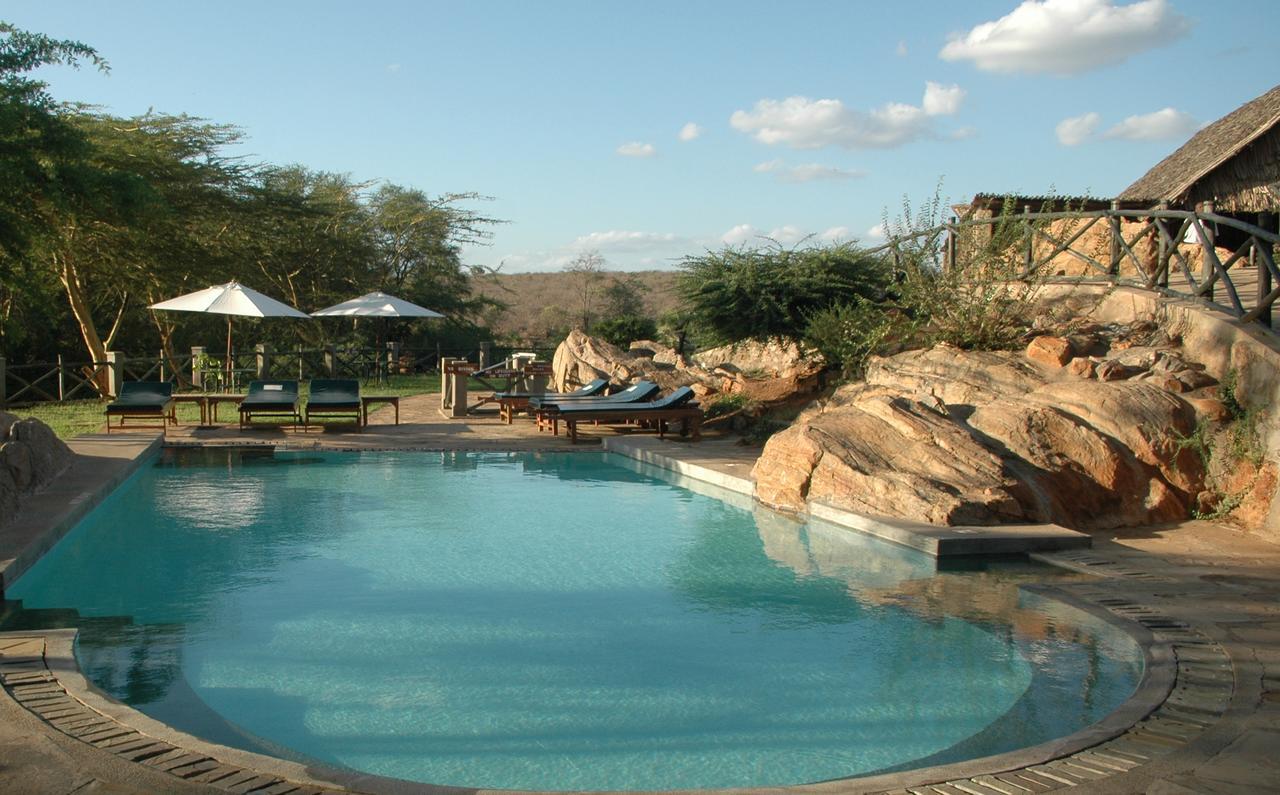 Maneaters Villa Tsavo Exterior photo