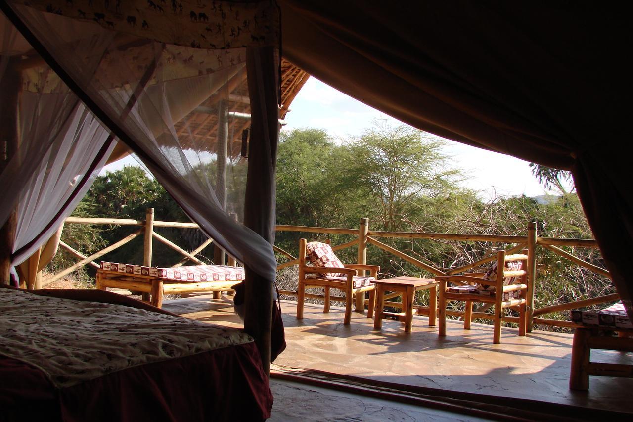 Maneaters Villa Tsavo Exterior photo