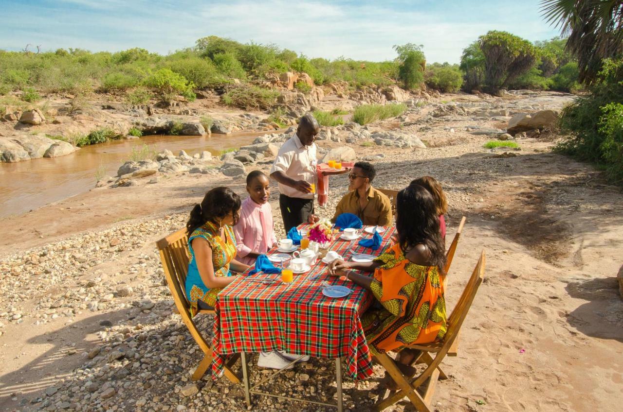 Maneaters Villa Tsavo Exterior photo